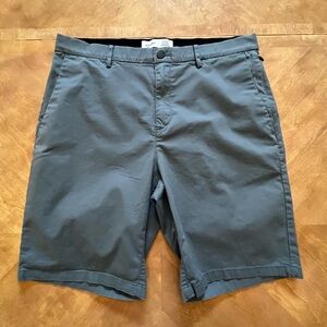 Old Navy Blue Flat Front Shorts – Size 36